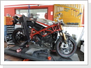 Mobile Motorrad-Rahmenvermessung an Ducati 1198 Mobile Motorrad-Rahmenvermessung an Ducati 1198